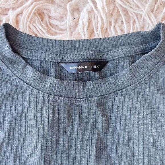 Banana Republic Tank Top - Picture 2 of 5